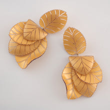 Laden Sie das Bild in den Galerie-Viewer, Ciléa Paris Swan Ohrringe Gold