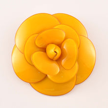 Laden Sie das Bild in den Galerie-Viewer, Ciléa Paris Ohrclips Anemone mini Gelb